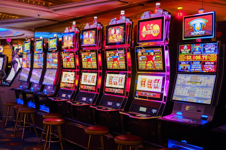 Maximizing Fun and Wins Balancing Entertainment and Profit in Slot Games